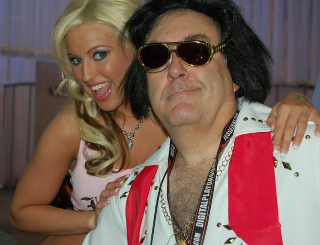 Elvis at AVN 2006 Elvis at AVN 2006